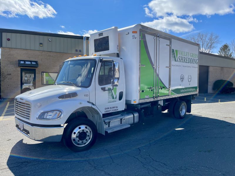 Non-CDL Alpine STAK26 with 5" HD Shredder, 2015 Freightliner (#153)