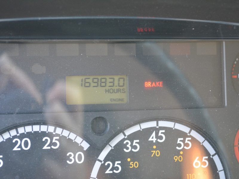 2013 Freightliner 4400 w/ MDX Shredder (Shred-Tech)