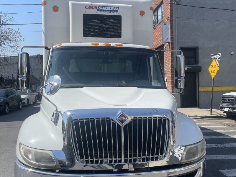 2012 International 4300 Alpine Shredder